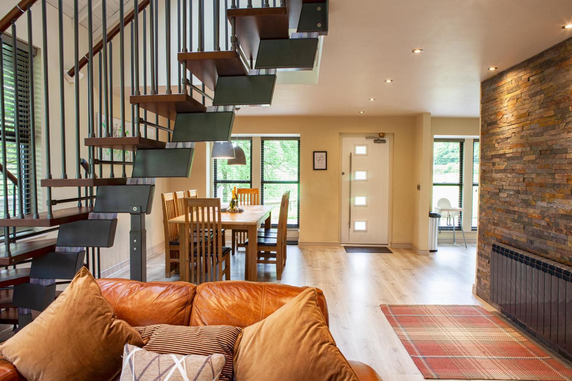 Elm Escapes Villa Knighton  Bagian luar foto