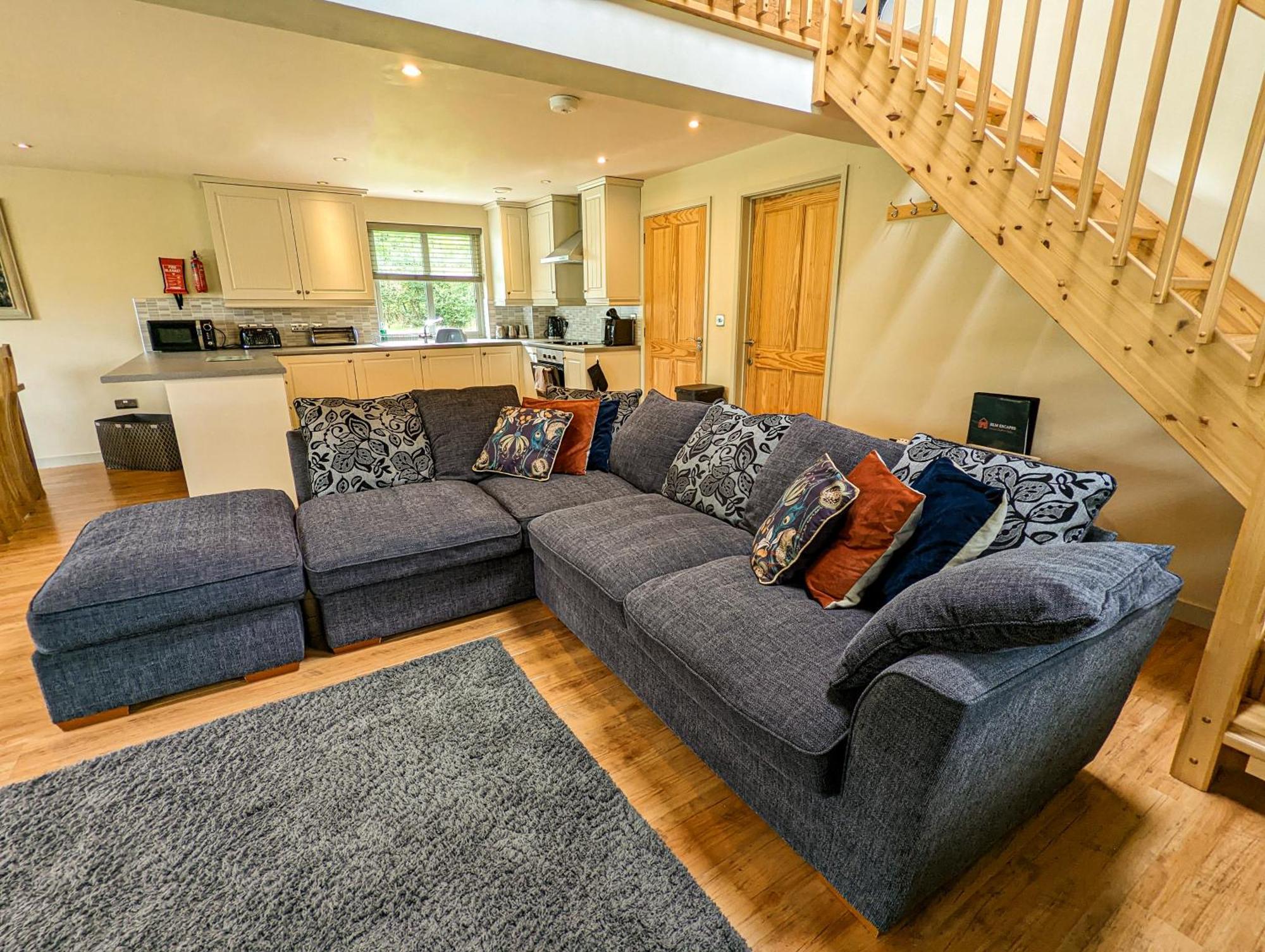 Elm Escapes Villa Knighton  Ruang foto